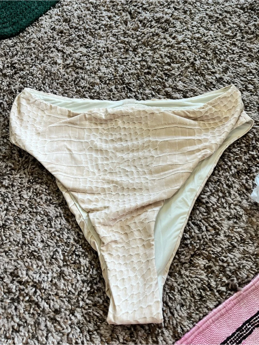 SKIMS crocodile egret Bikini